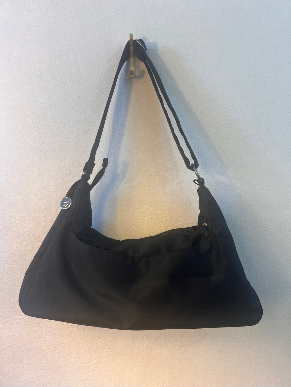 Medela Black Shoulder Bag with Adjustable Strap